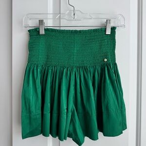 Natural Life Kelly Green Smocked Skort Shorts | Size S